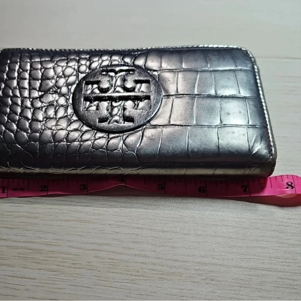 Tory Burch Leather Silver Metallic Croc Embossed Wallet